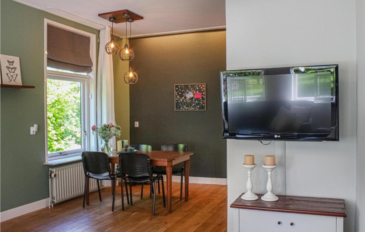 Gorgeous Home In Scharendijke With Kitchen Kültér fotó